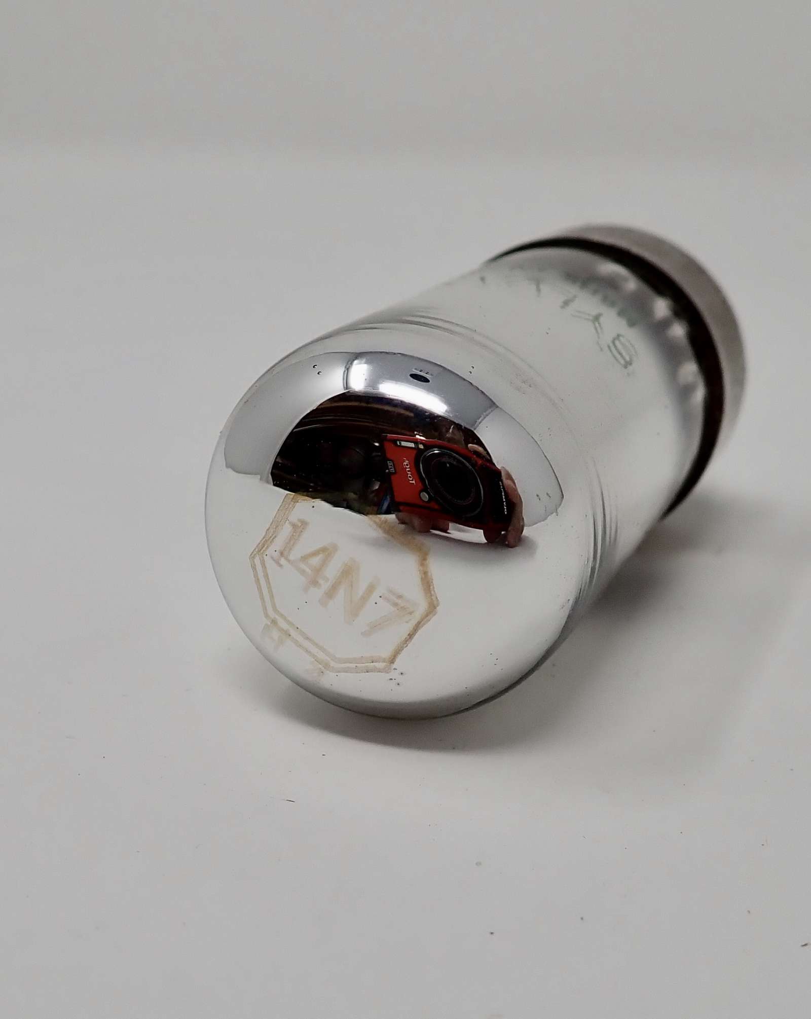 Sylvania vacuum tube 14N7